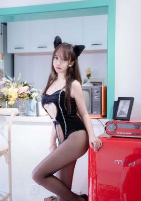 麻豆国产av国片精品_青苹果乐园免费高清观看