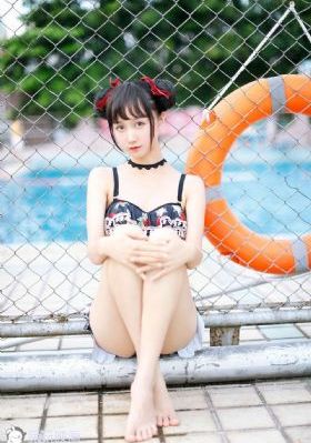 欧美制服丝袜亚洲另类_BD高清完整版