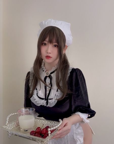国产美女粉嫩尤物_HD日韩免费观看