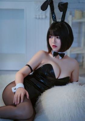 97人妻天天爽夜夜爽二区_国产剧在线手机播放