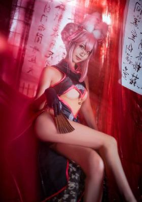 免费国产美女爽到喷出水来视频_720全集免费播放